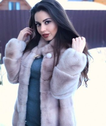🌹 Мои услуги нацелены на удовлетворение твоих самых сокровенных фантазий. 🌟 Возможности, которые я предлагаю, включают классический секс, оральные ласки, ролевые игры и многое другое. 💋 Отличные отзывы от предыдущих клиентов являются подтверждением моей высокой квалификации и индивидуального подхода к каждому. 📸 На фото ты увидишь мою прекрасную фигуру и красивое лицо. 🌇 Живу в Москве и готова встретиться с тобой в любой уютной гостинице или апартаментах. 💫 Ты заслуживаешь лучшее, и я готова предоставить тебе незабываемое удовольствие. Елизавета